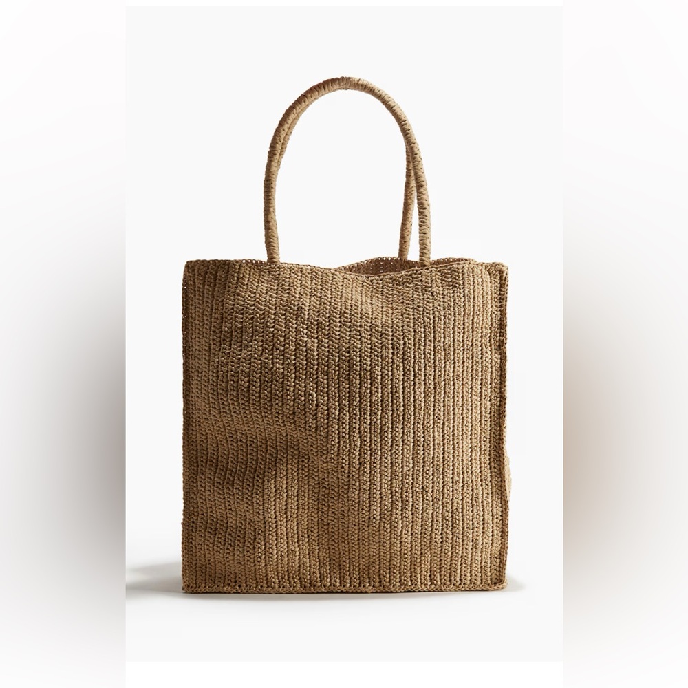 Straw Shopper